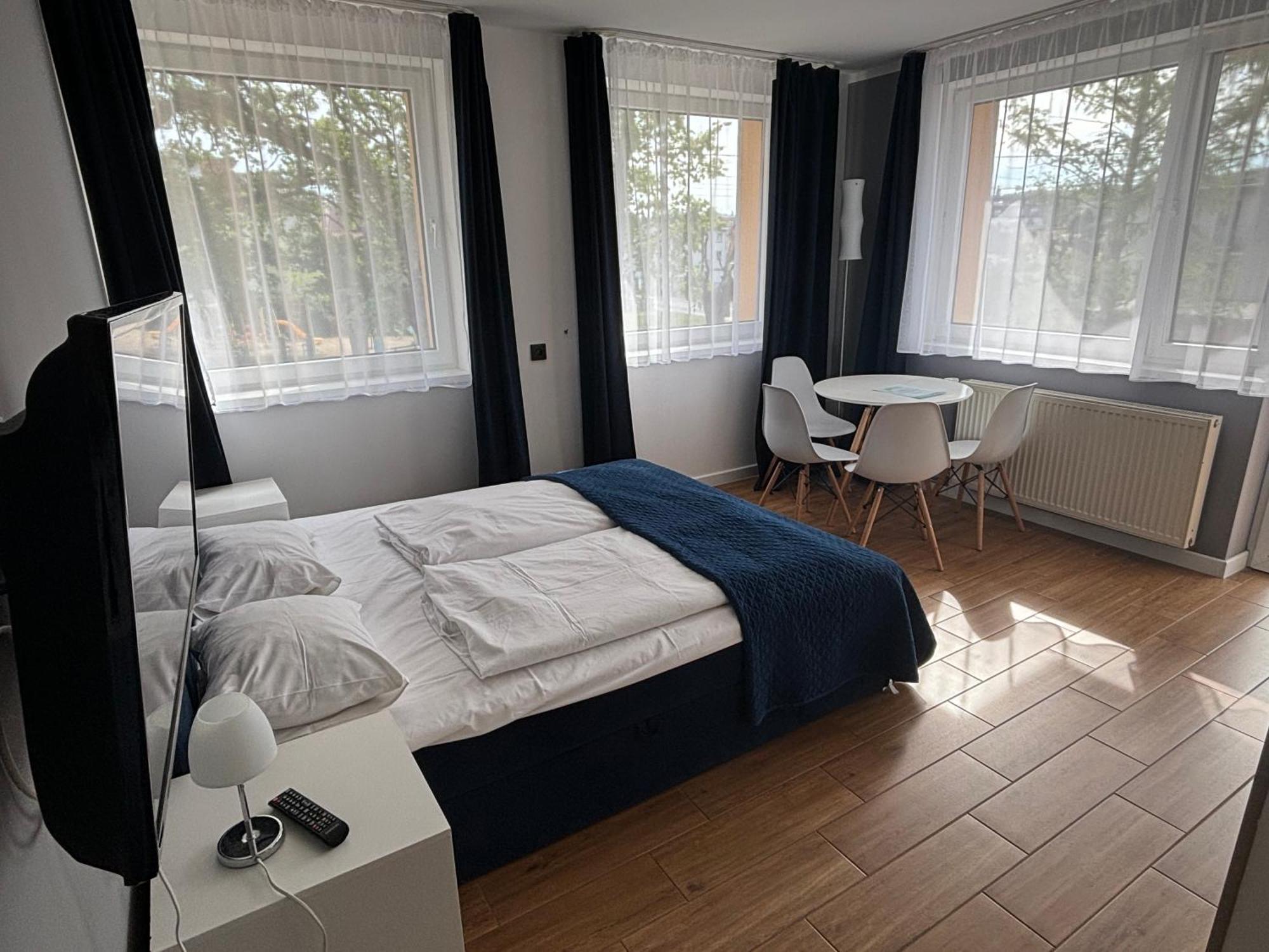 Pokoje Goscinne Bursztyn Miedzyzdroje Extérieur photo